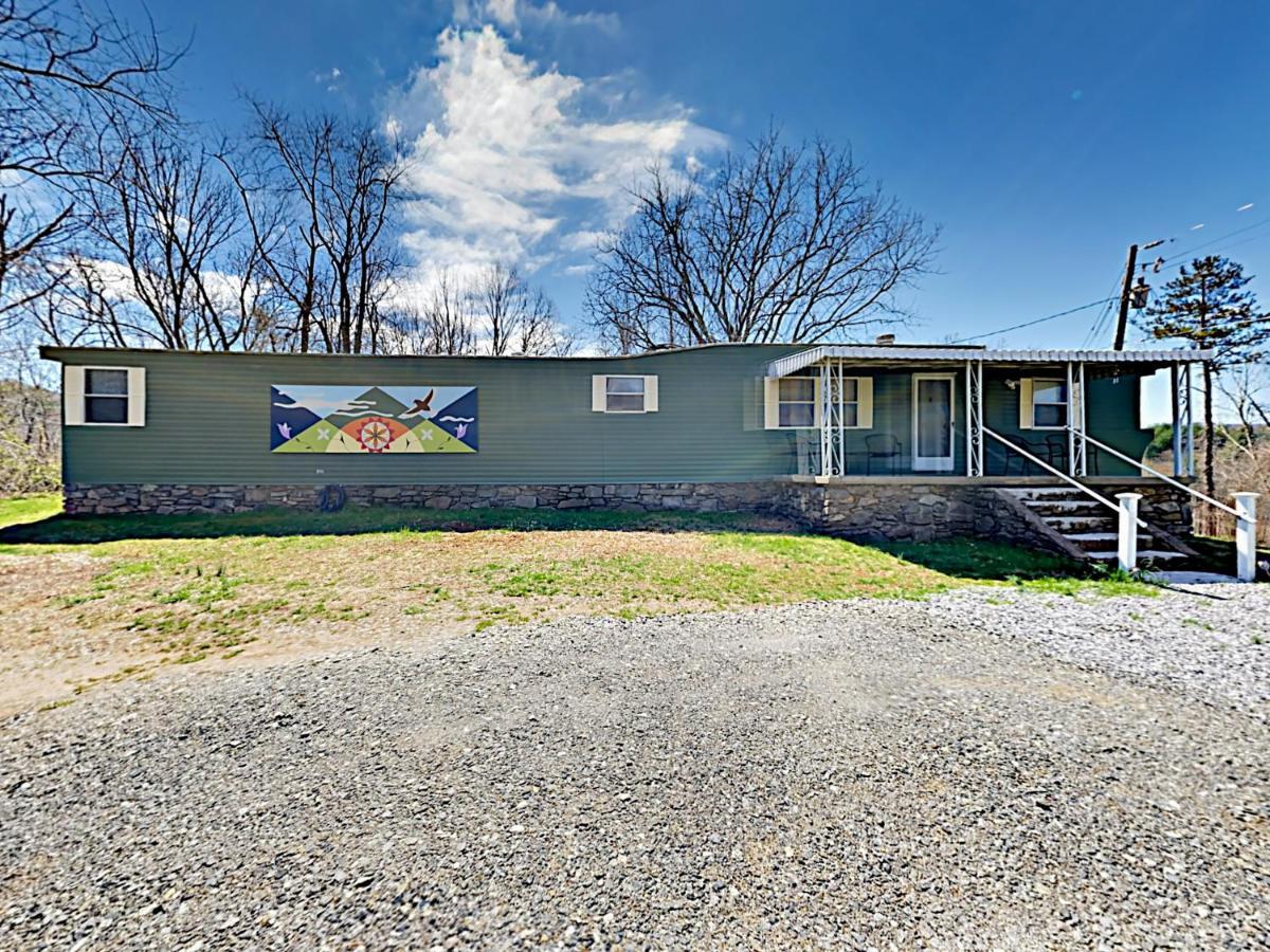 Villa Serenity Views Bungalow - Close To City And Parkway! Weaverville Exterior foto